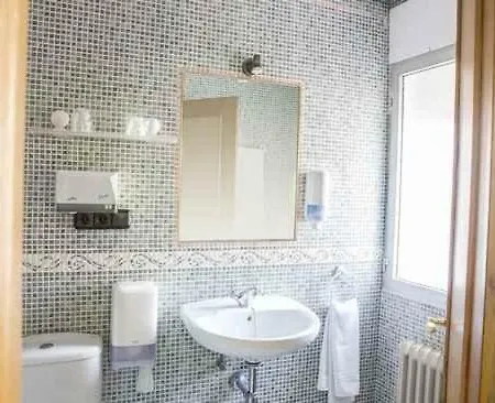 Hotel Cafe Bar Jefi 3*